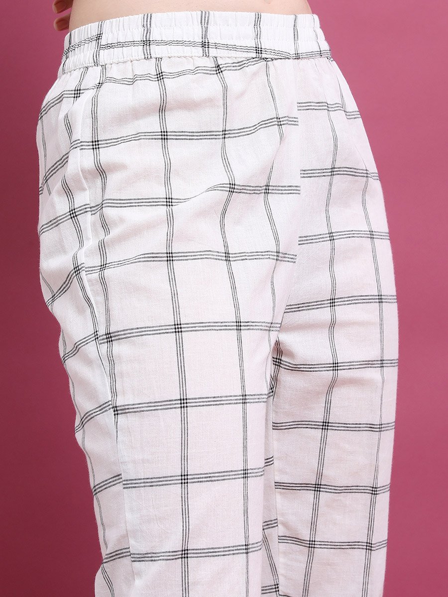 Women Multi-Colored Checked Stright Pant