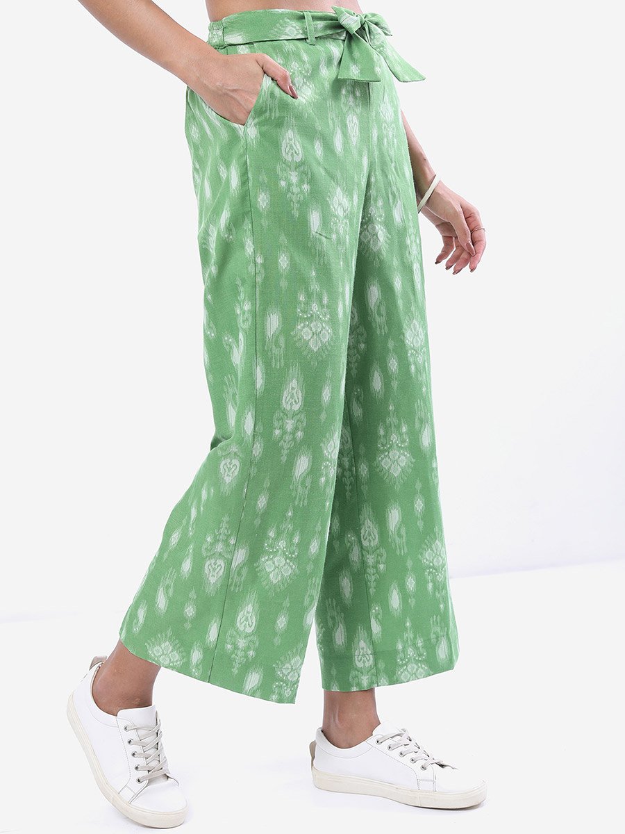 Women Green Paisley Printed Straight Fit Palazzos