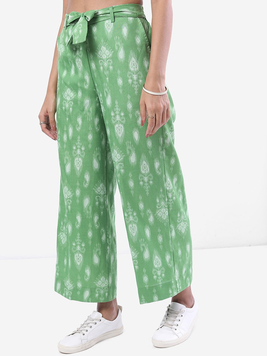 Women Green Paisley Printed Straight Fit Palazzos