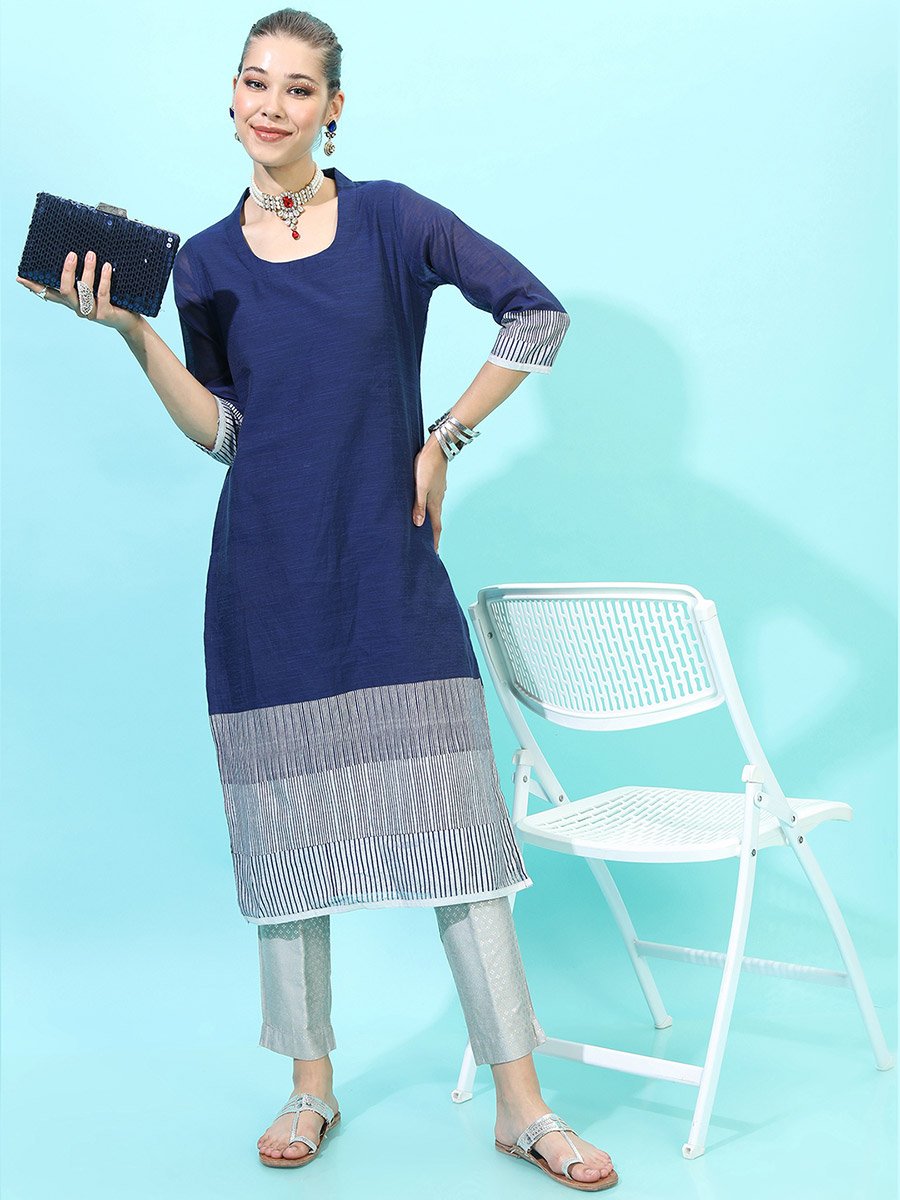 Women Navy Blue and Grey Colourblocked Shawl Neck Kurta