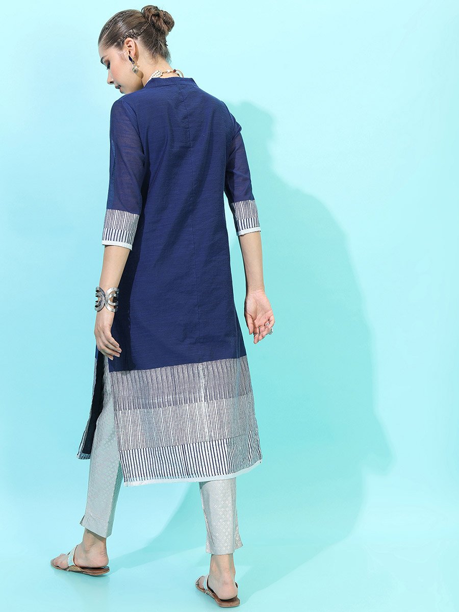 Women Navy Blue and Grey Colourblocked Shawl Neck Kurta