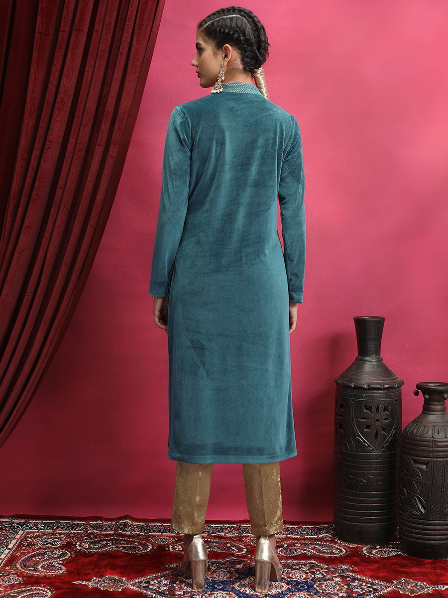 كورتا مستقيمة بقصة عادية