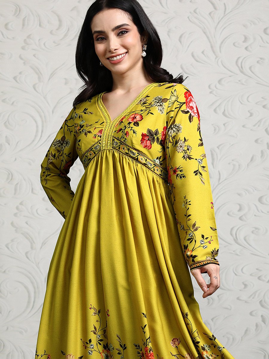 Women Green Floral Printed Anarkali Kurta