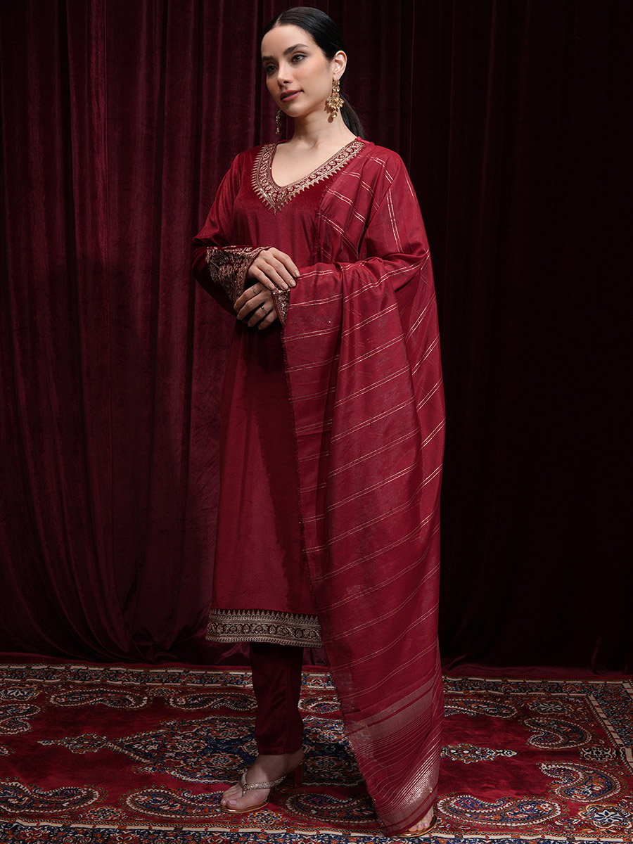 Women Red Embroidered Velvet Kurta Set 