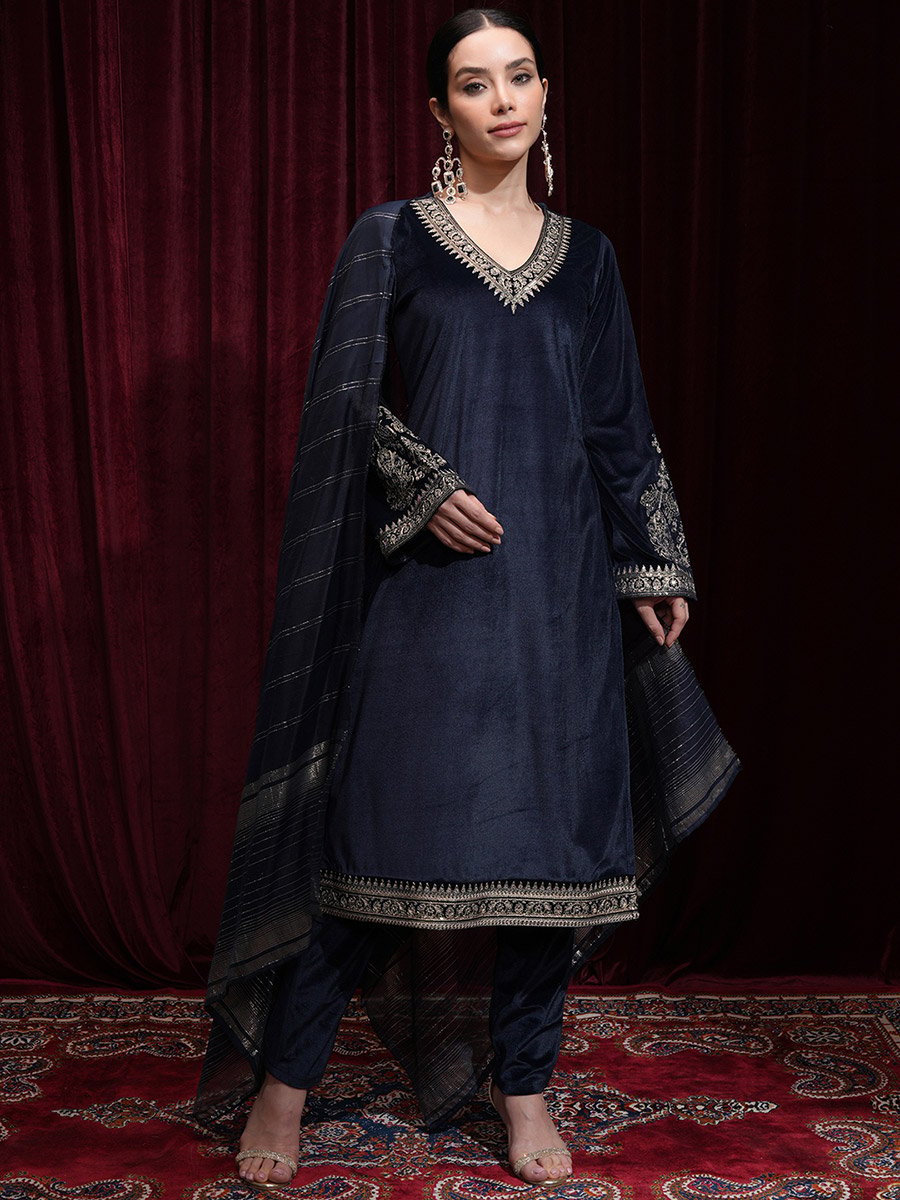 Women Blue Embroidered Velvet Kurta Set 