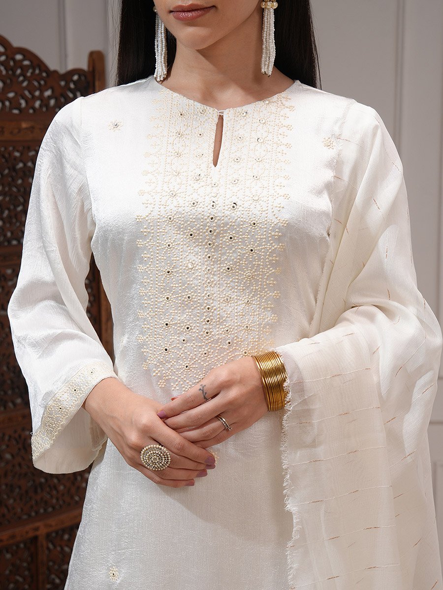Women White Embroidered Kurta Set 