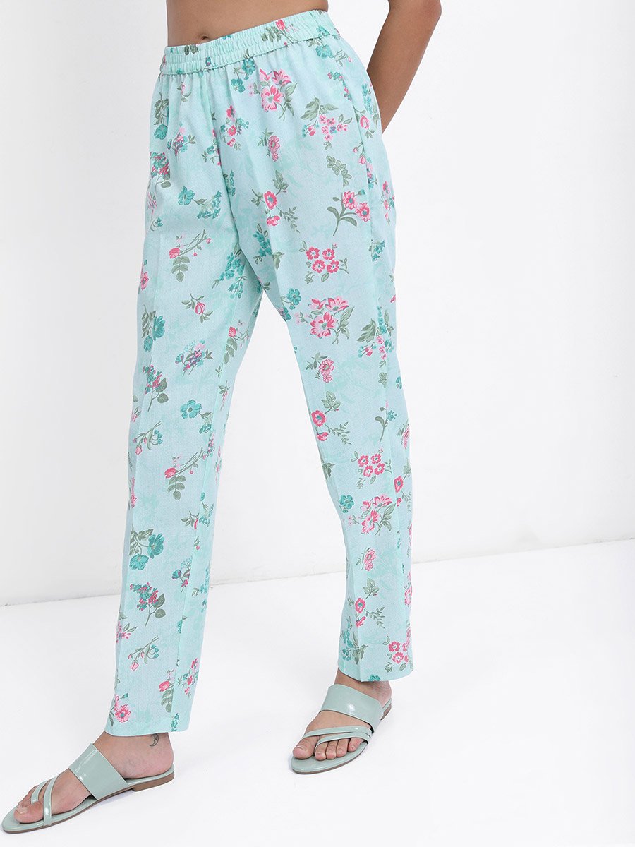 Women Blue Floral Printed Kurta Set with Dupatta 