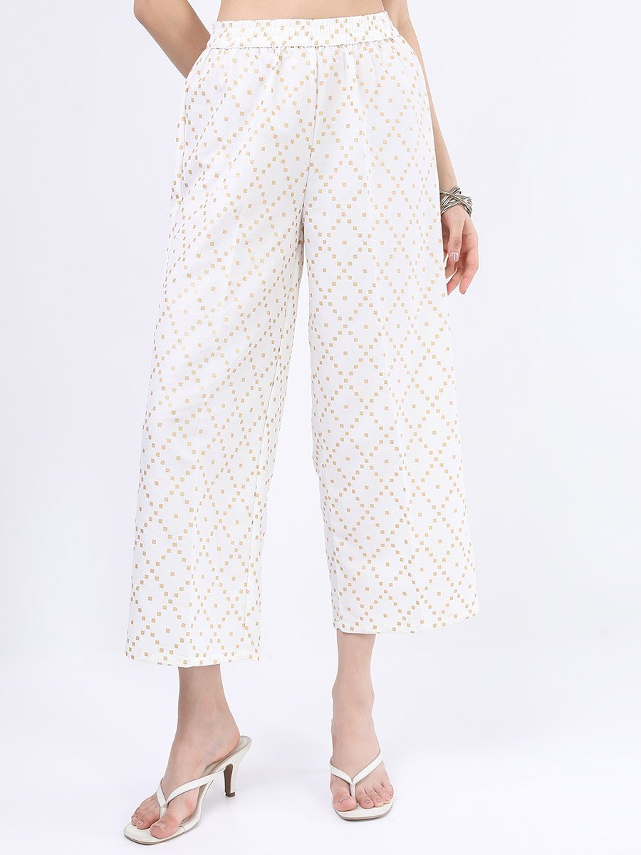 Women Pink Floral Printed Kurta Set with Palazzos and Dupatta
