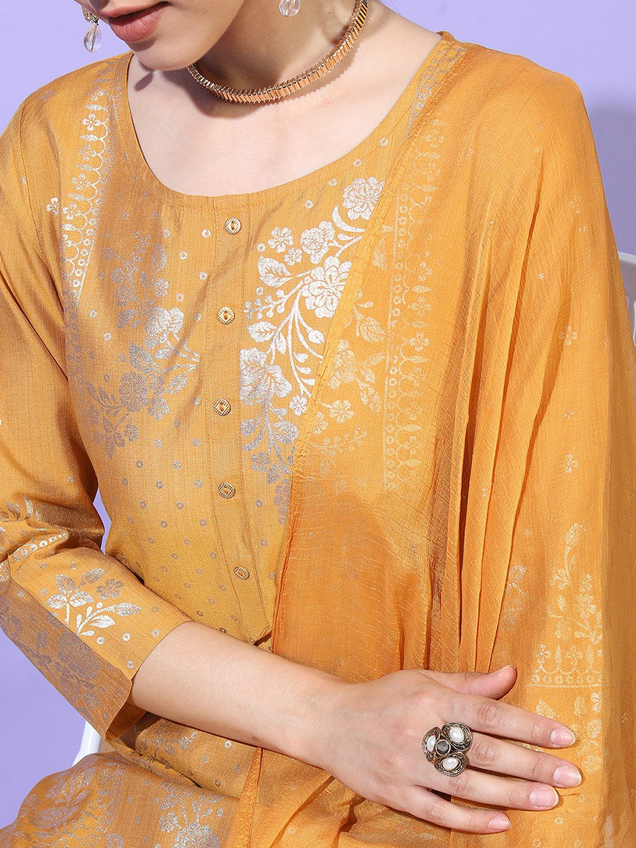 Women Regular Fit Floral Kurta Set