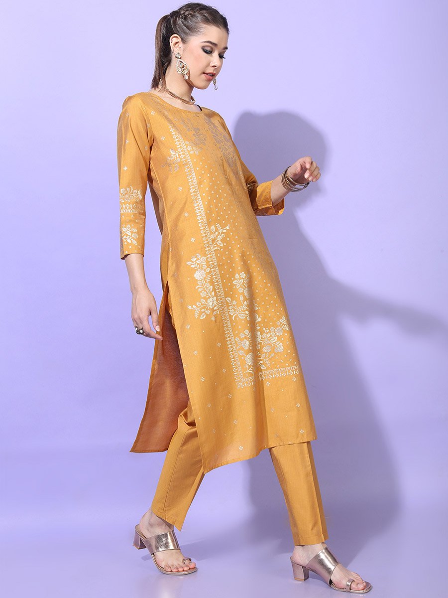 Women Regular Fit Floral Kurta Set