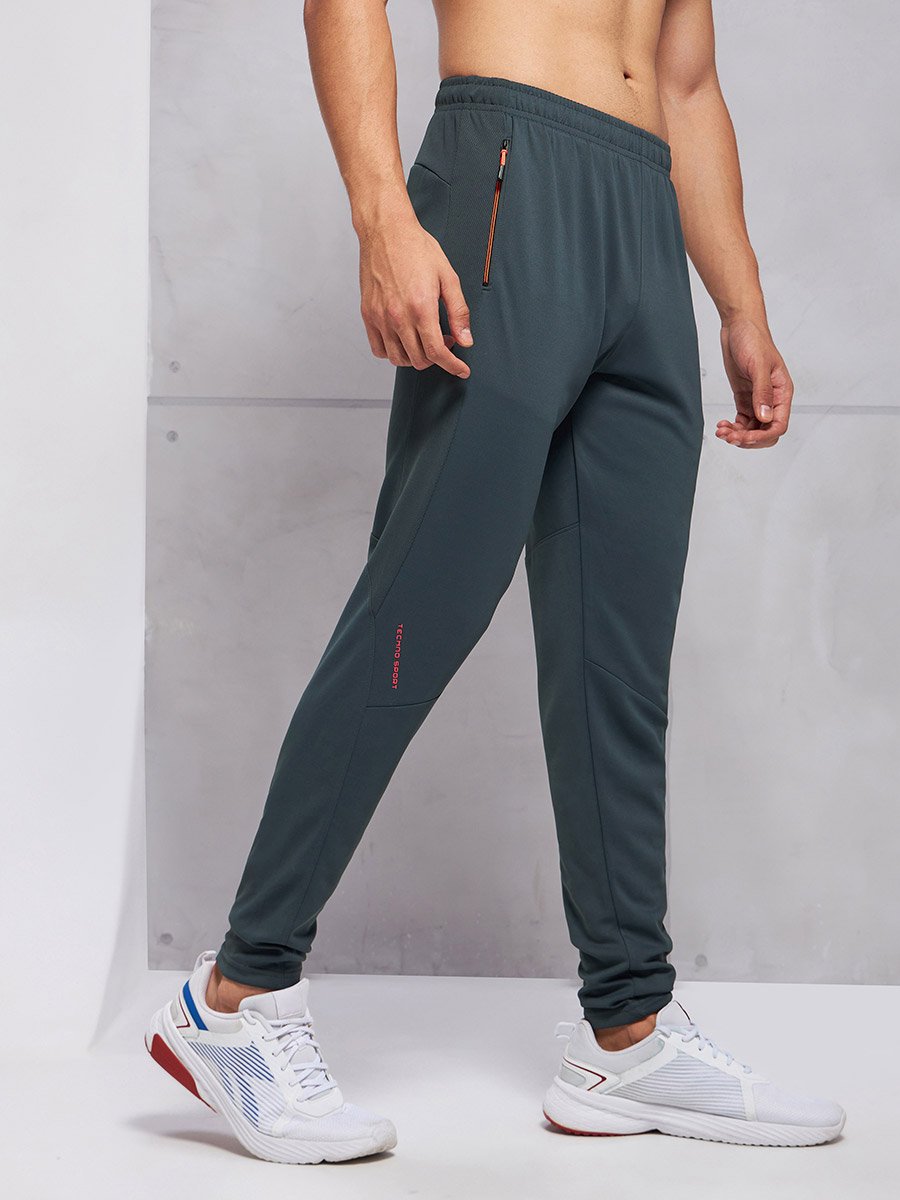Solid Elasticated Waistband Regular Fit Track Pants