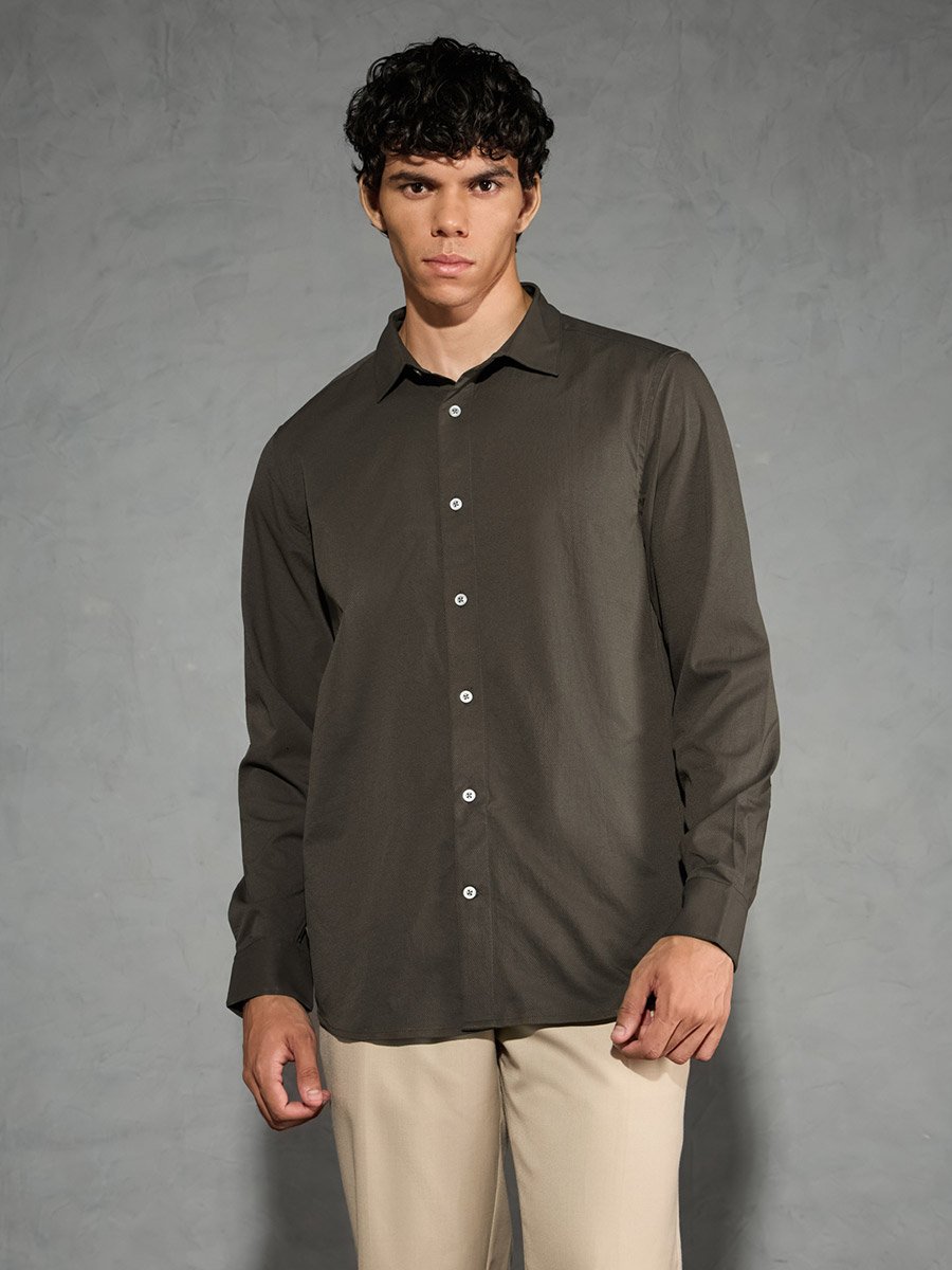Solid 2-Way Stretch Long Sleeve Regular Fit Shirt