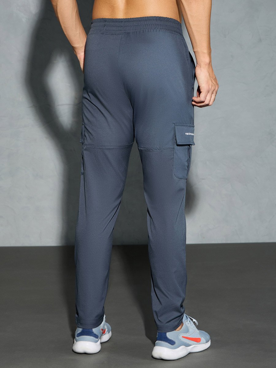 Solid 2-Way Stretch Cargo Pants