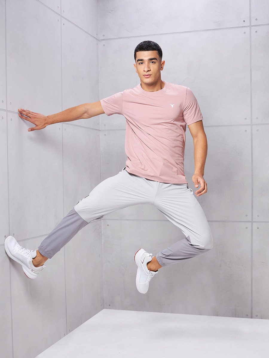 Men Solid Crew Neck Slim Fit T-Shirt