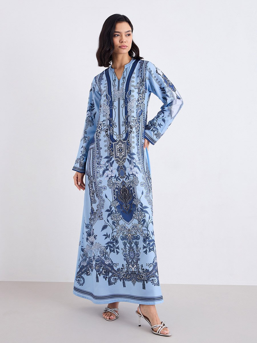 جلابية طويلة مع وشاح