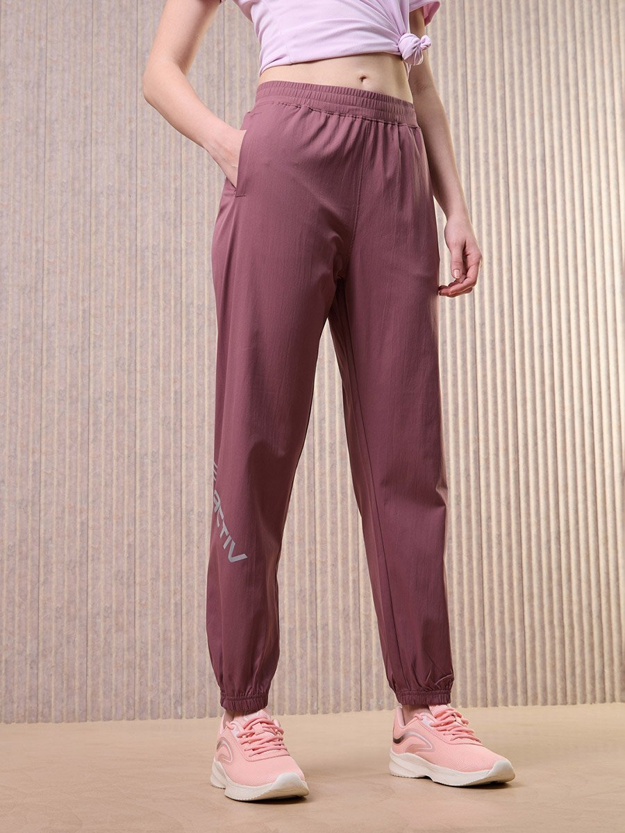 Women Solid 2-Way Stretch Joggers