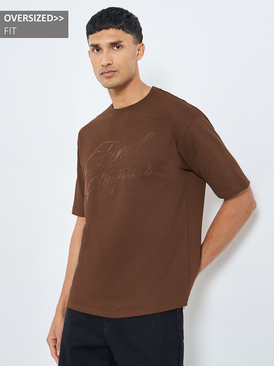 Men Brown Oversized Flock Chest Print T-Shirt