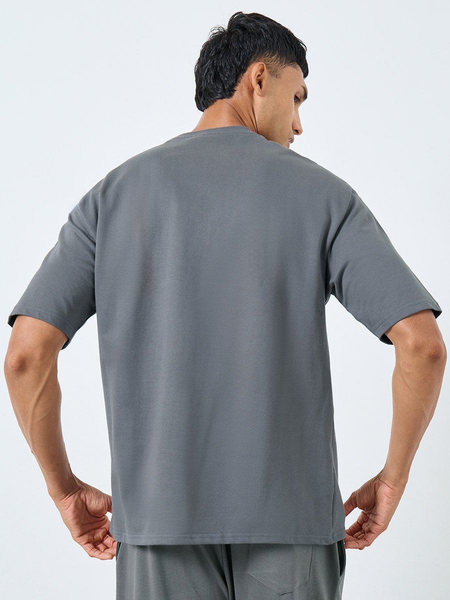 Men Grey Oversized Flock Chest Print T-Shirt