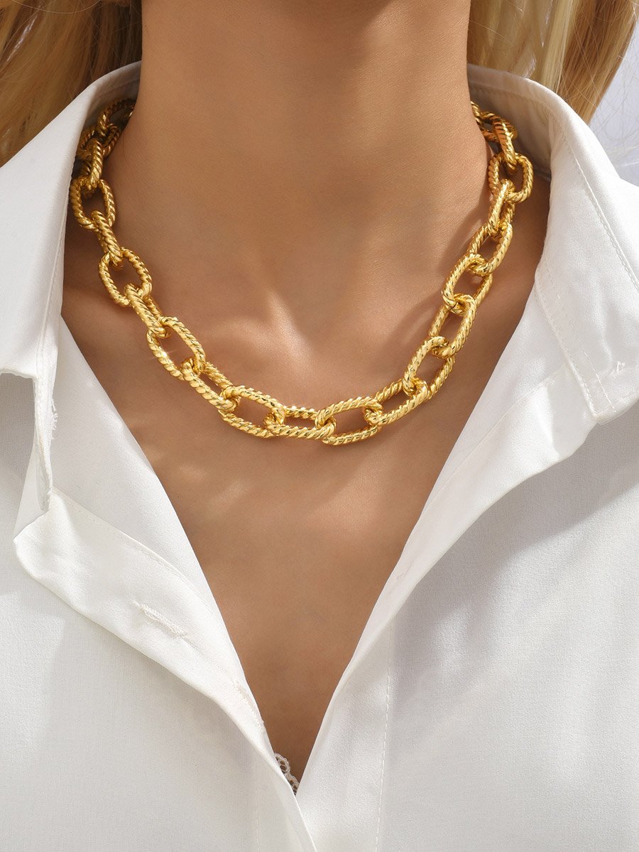 Textured Chain Necklace