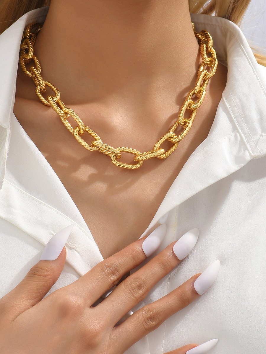 Textured Chain Necklace