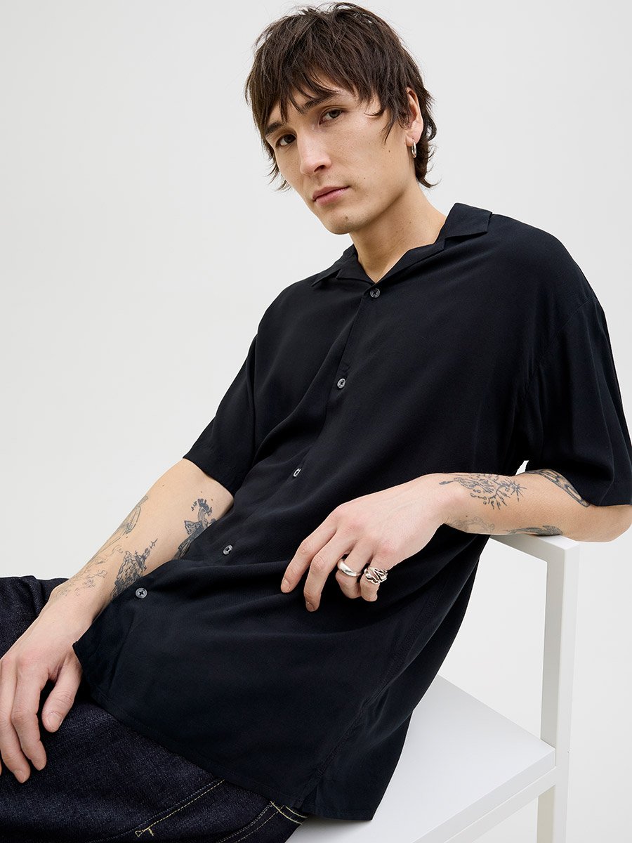 Solid Resort Collar Short Sleeve Shirt