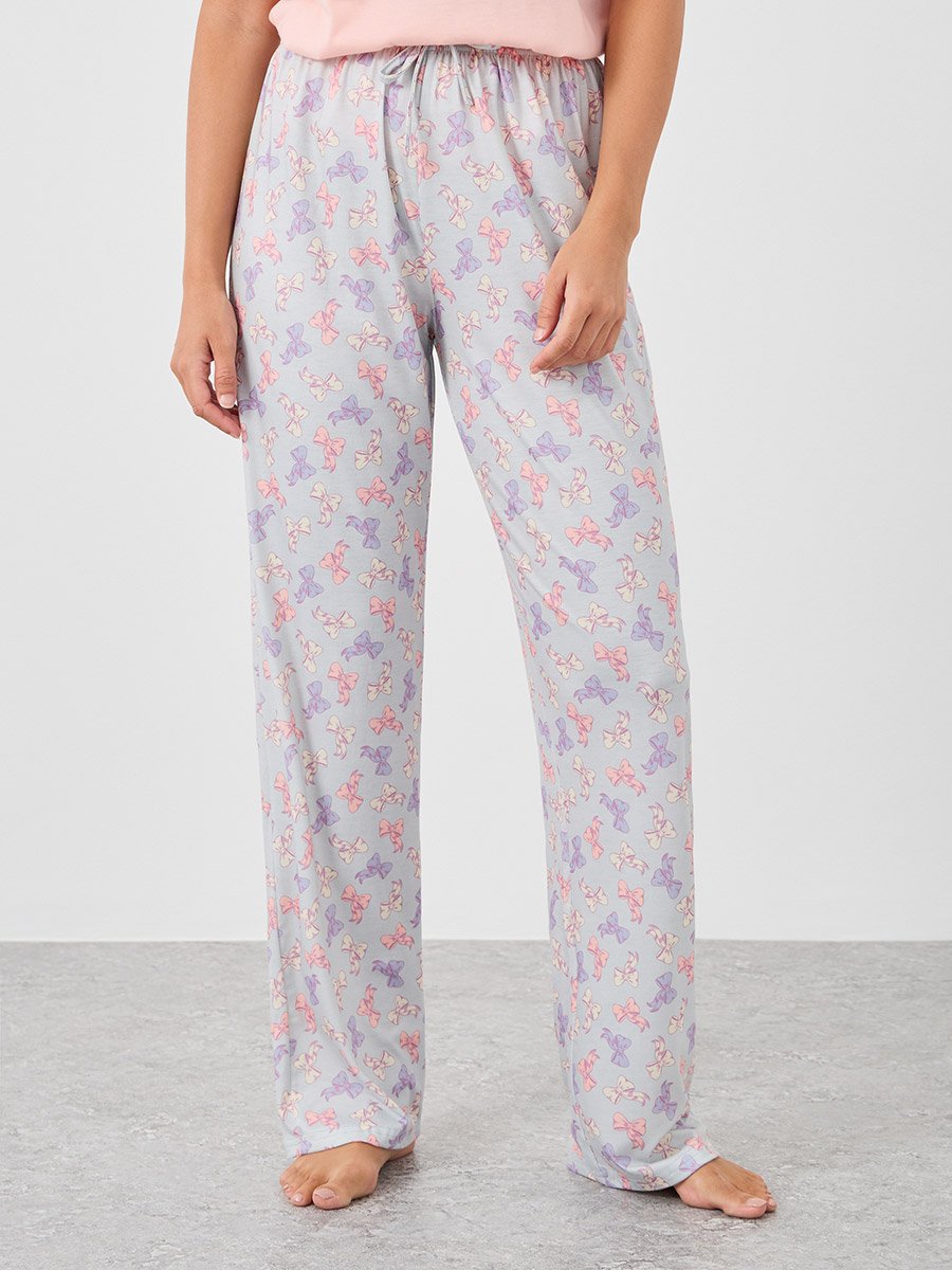 Solid V-Neck Short Sleeve T-Shirt and Printed Pyjama Set