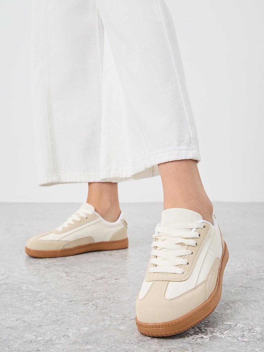 Color Block Lace Up Sneakers
