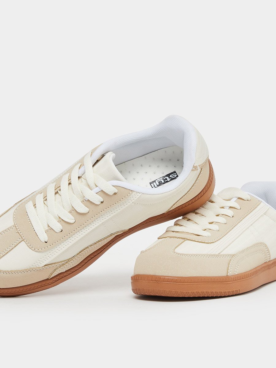 Color Block Lace Up Sneakers