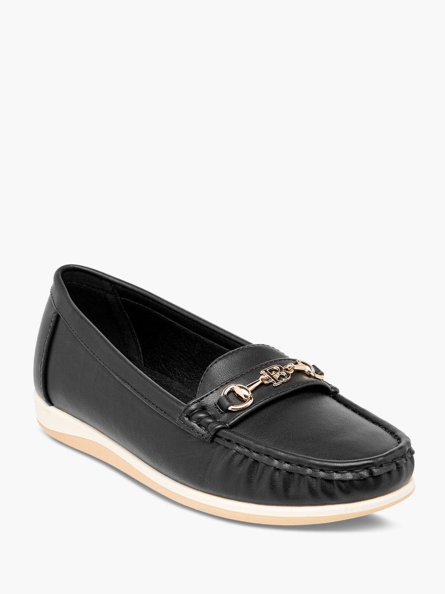 Solid Buckle Accent Slip-On Loafers