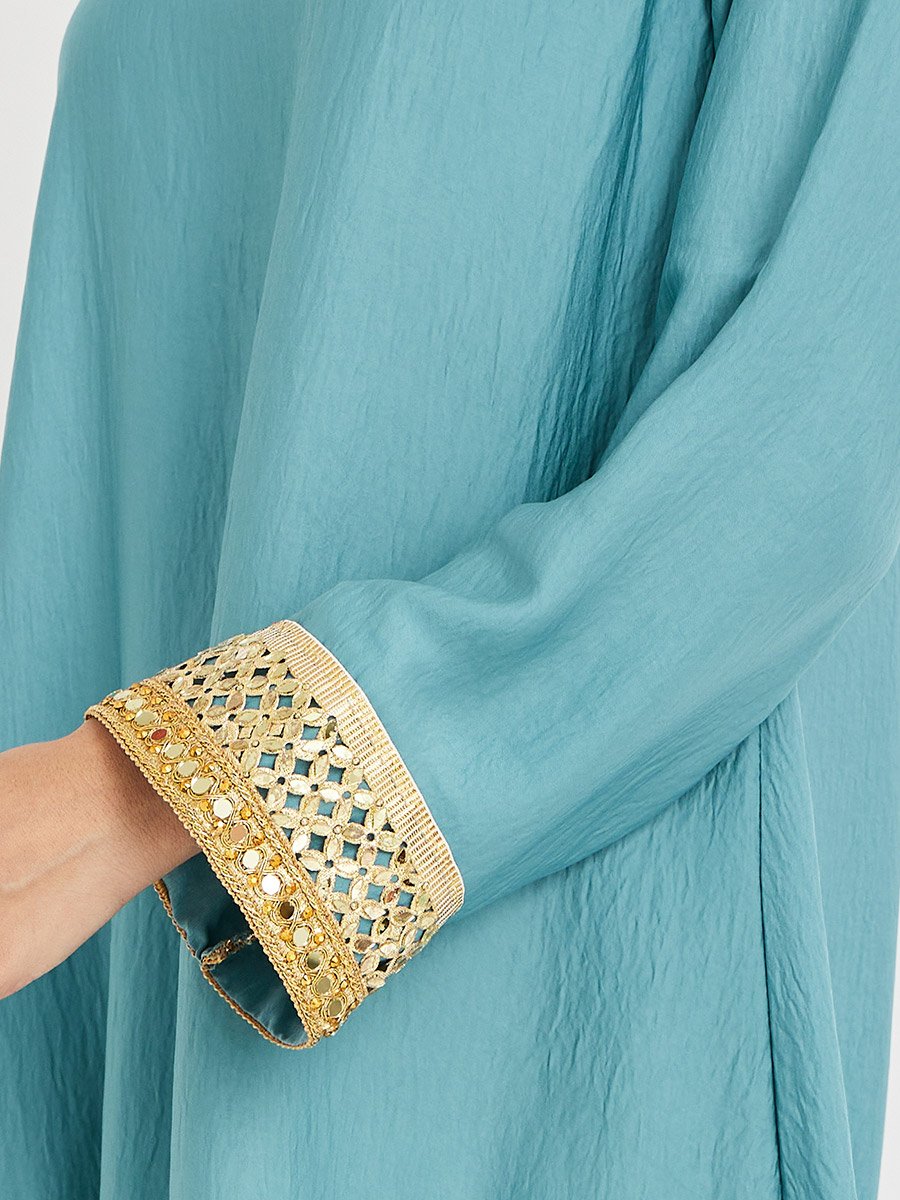 Crinkled Lace Hem Wide Sleeves Jalabiya