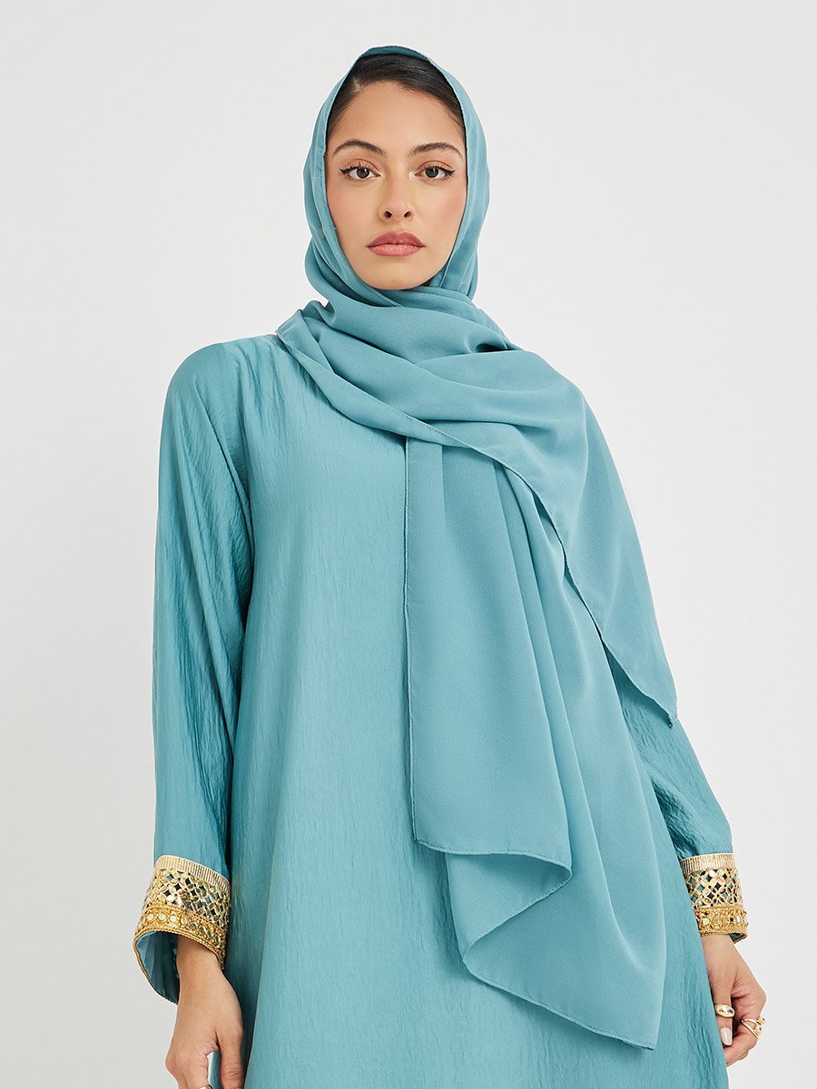 Crinkled Lace Hem Wide Sleeves Jalabiya