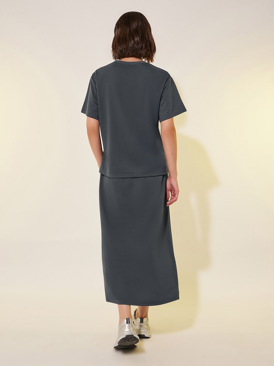 Women Flower Applique T-Shirt and Skirts Co-Ords