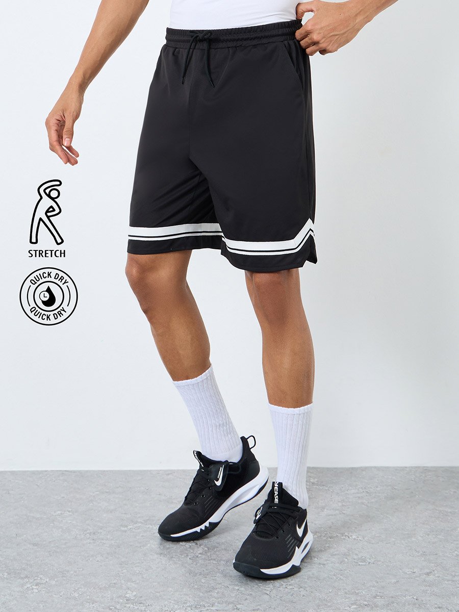 Contrast Hem Regular Fit 9inch Running Shorts