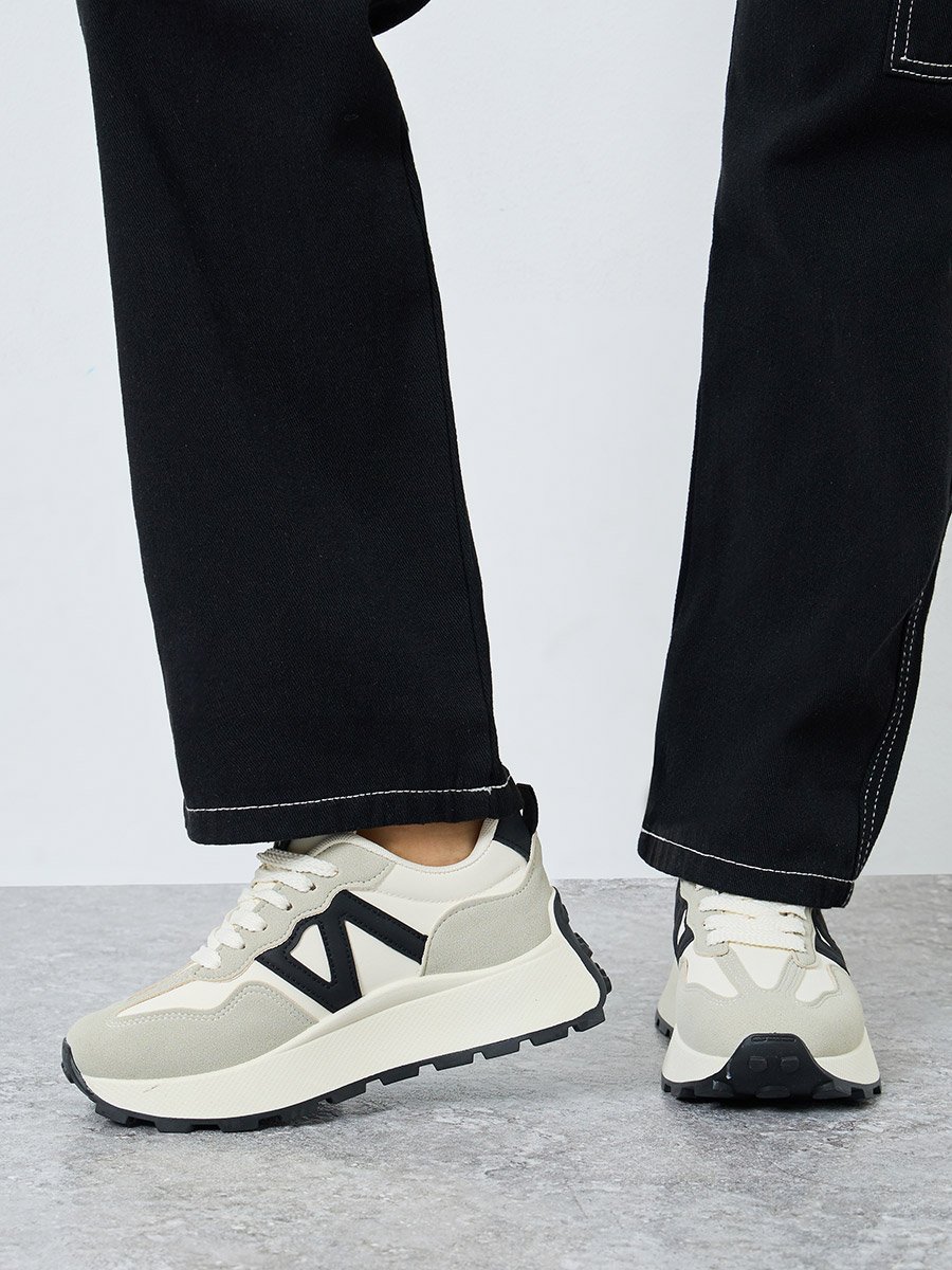 Chunky Sole Lace Up Sneakers