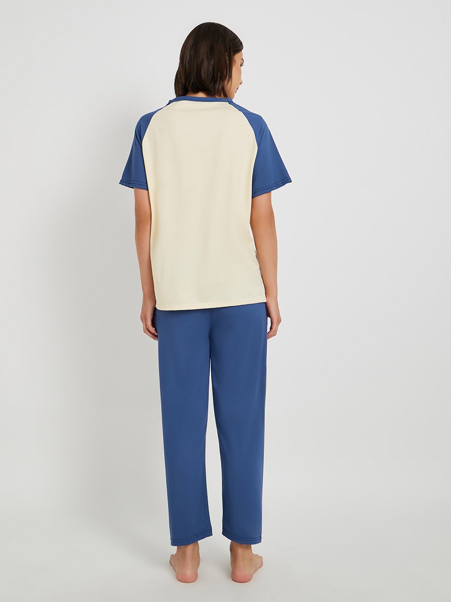 Graphic Print T-Shirt and Pyjama Set