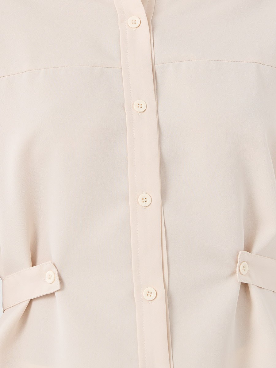 Solid Buttoned Spread Collar Shirt