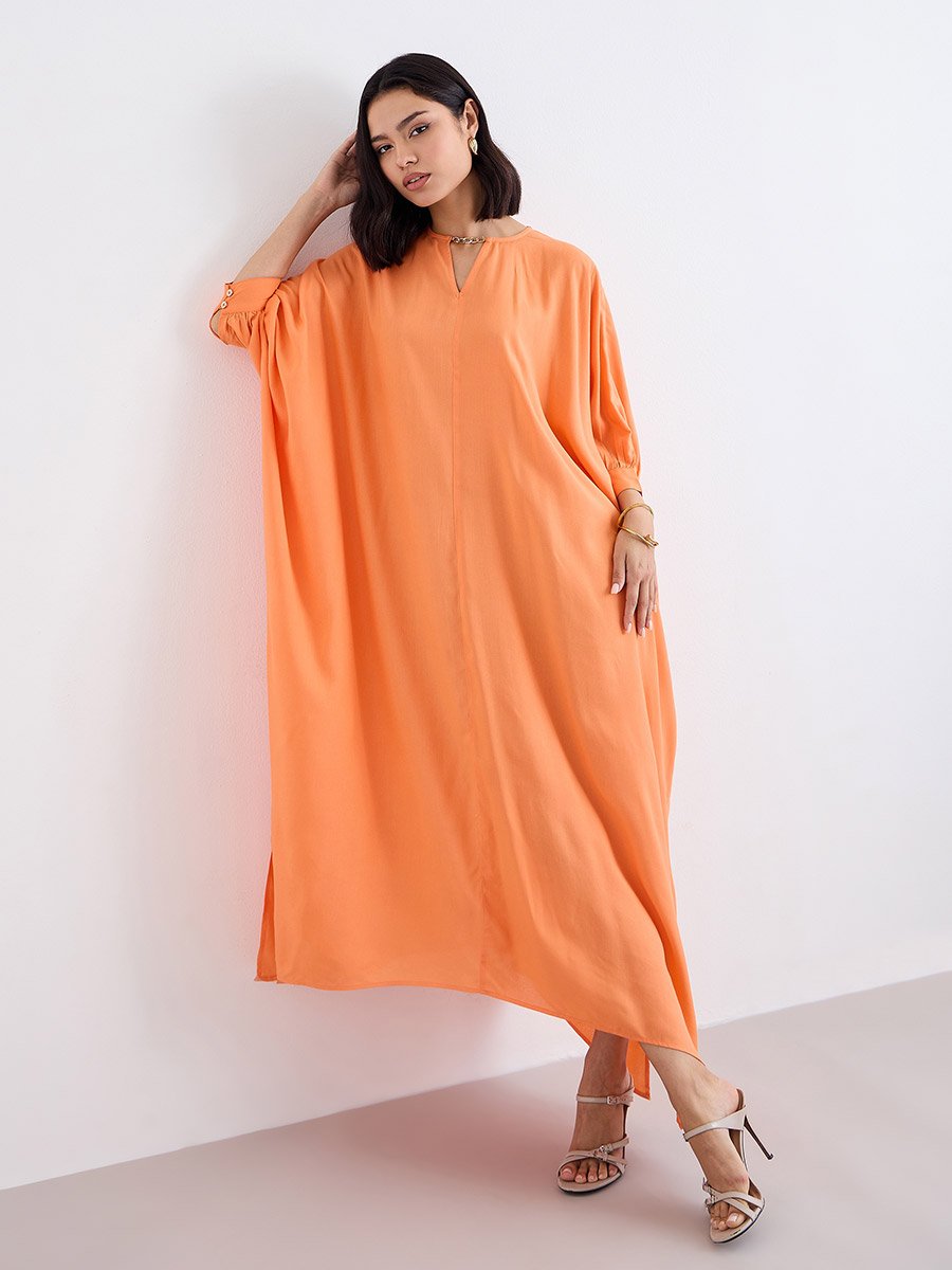 Women Orange Loose Fit Batwing Sleeves Maxi Dress For Women at Bahrain | Styli Women Orange Loose Fit Batwing Sleeves Maxi Dress For Women at Bahrain | Styli
