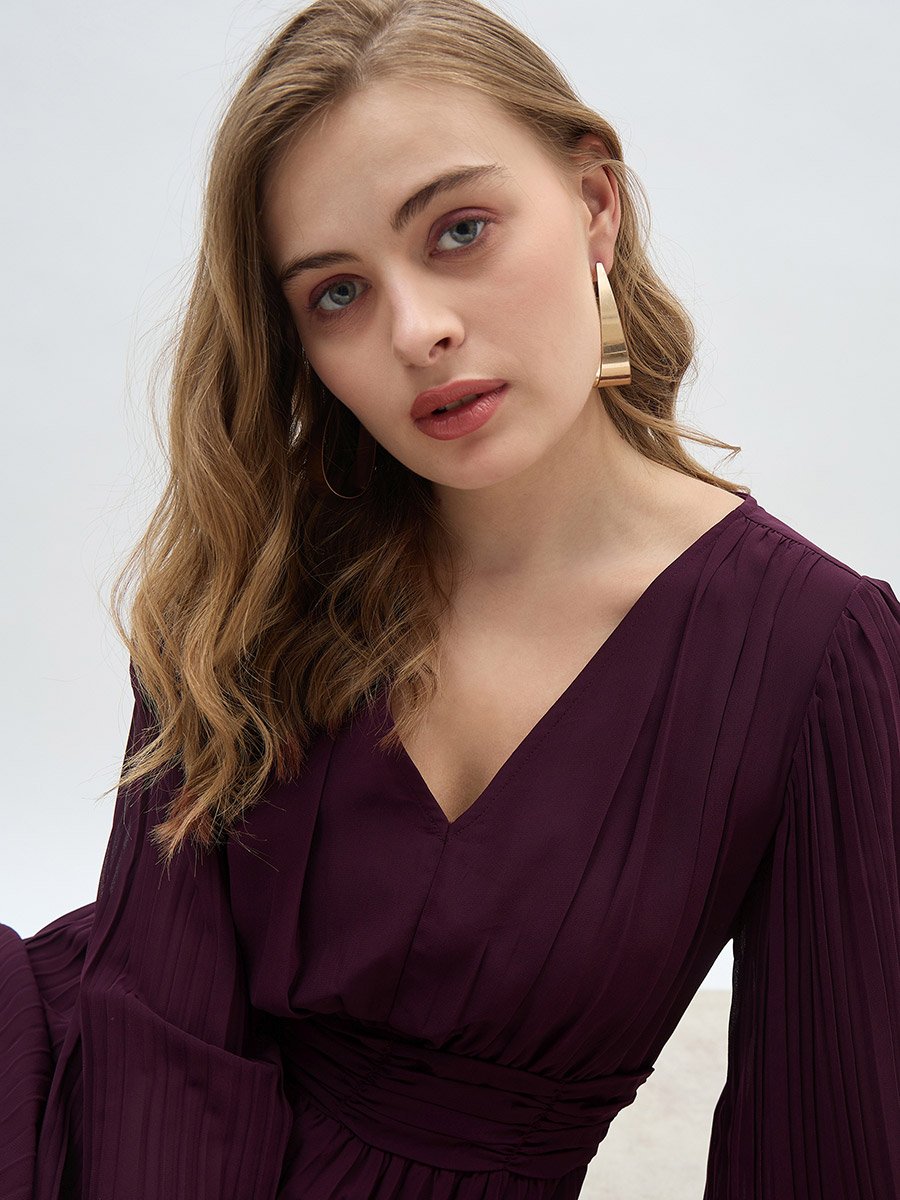 Women Purple Solid V Neck Pleated A-line Maxi Dress For Women at Saudi |  Styli