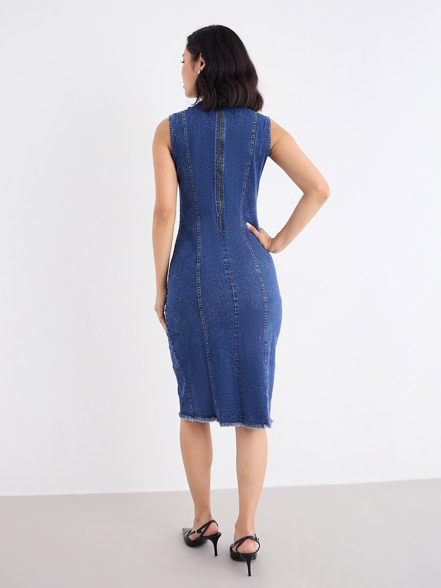 Denim Bodycon Knee Length Dress with Slit For Women at Bahrain | Styli Denim Bodycon Knee Length Dress with Slit For Women at Bahrain | Styli