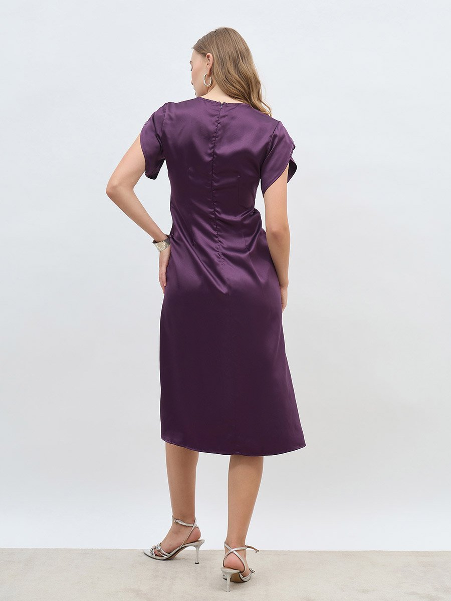 Women Purple Solid Petal Sleeves A-Line Midi Dress