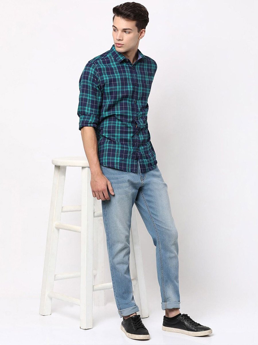 Men Slim Fit Checkered Casual Shirt