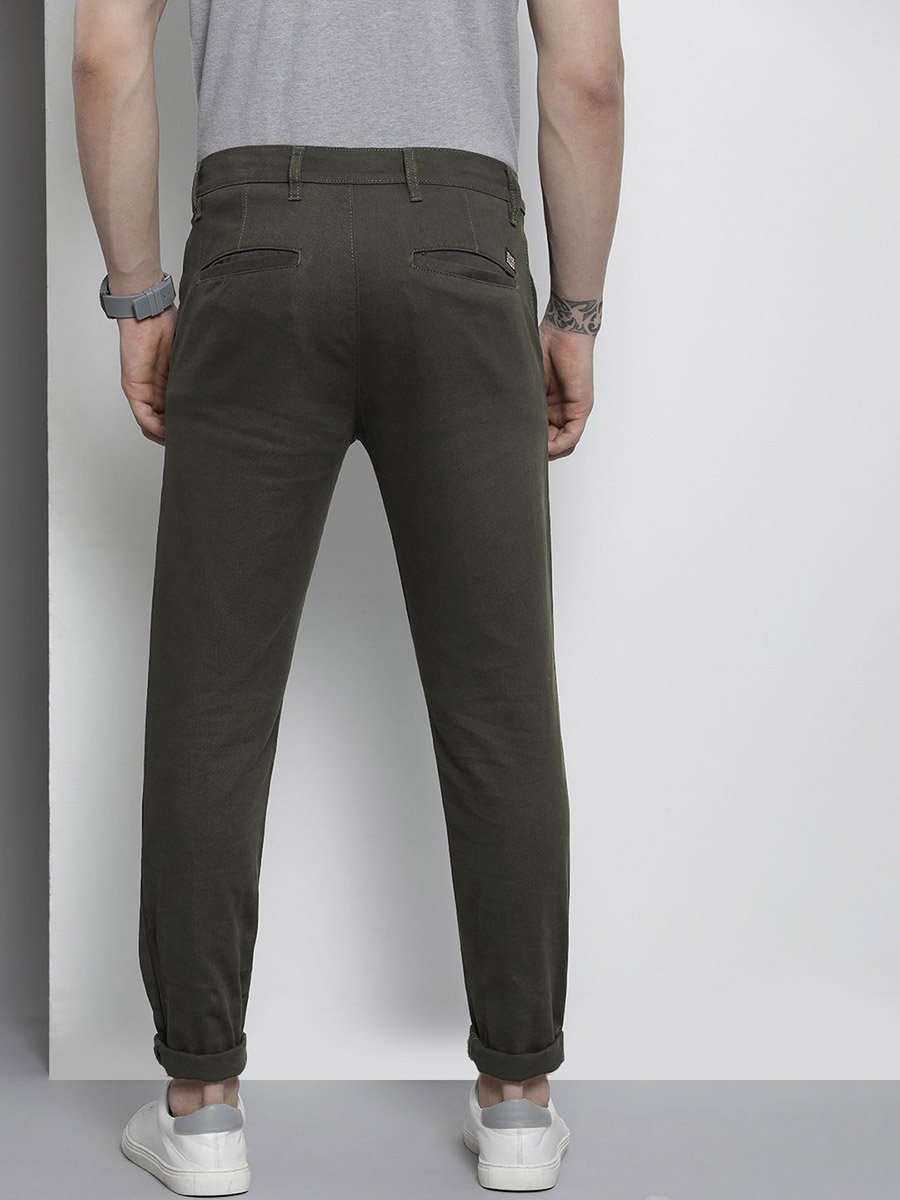 Men Slim Fit Solid Chino Pants