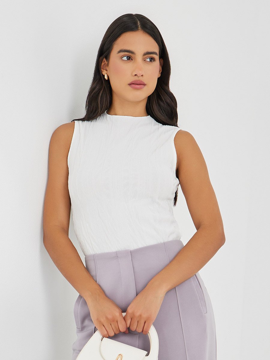 Sleeveless Textured Blouse
