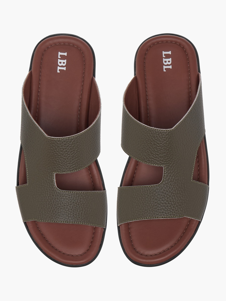 Cutout Detail Slip-On Arabic Sandals
