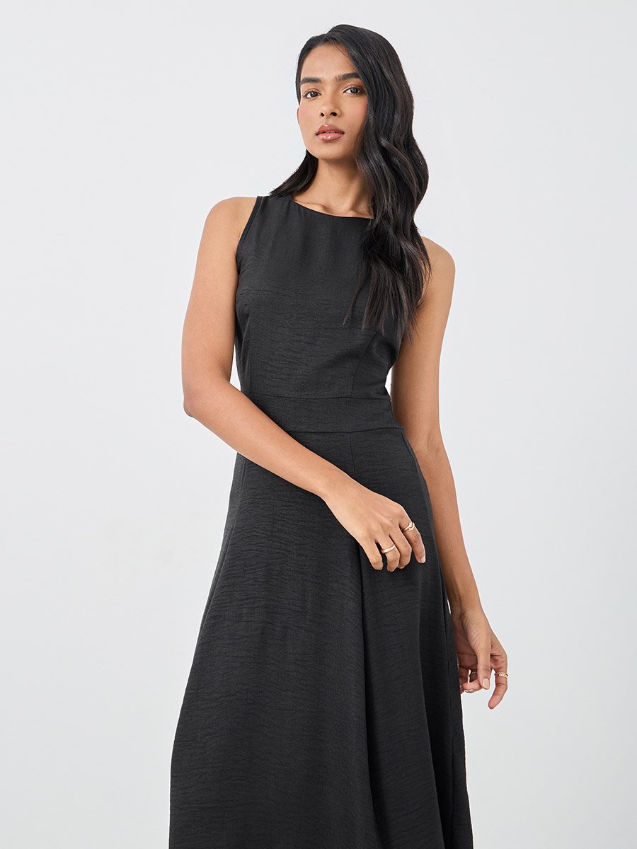 Solid Sleeveless Round Neck A-Line Midi Dress