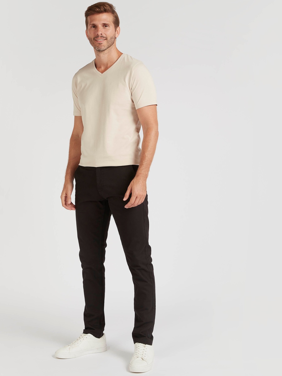 Chinos with Pockets and Button Closure