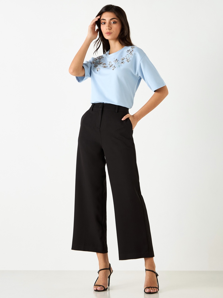 Mid-Rise Wide Leg Trousers with Pockets