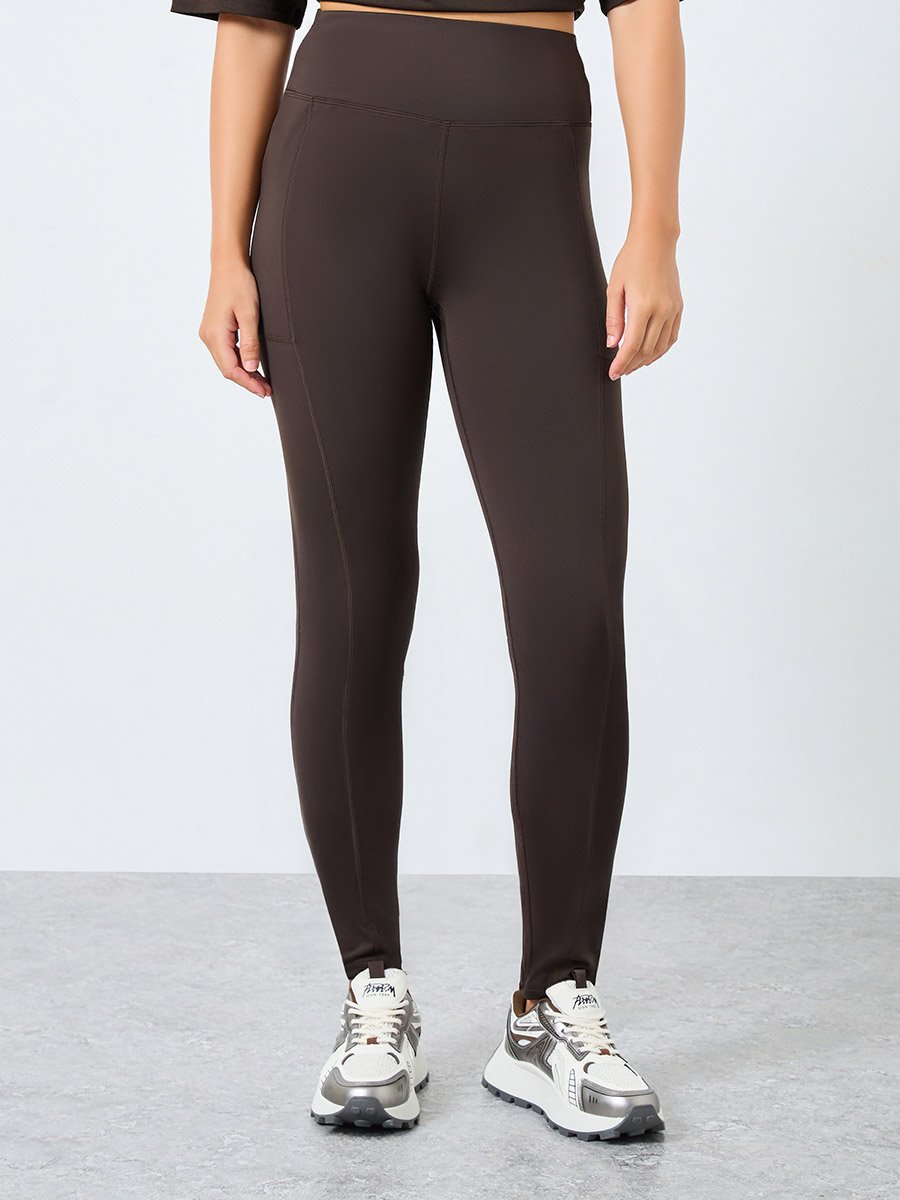 Gymspire Edition - Label and Tab Back Waist Pocket Leggings