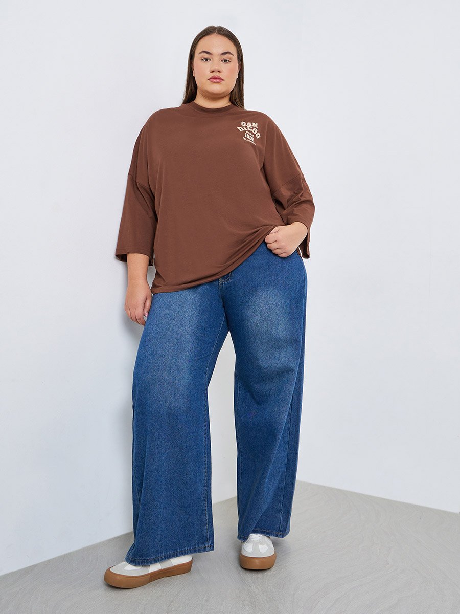 Plus Size Brown Oversized Graphic T-Shirt