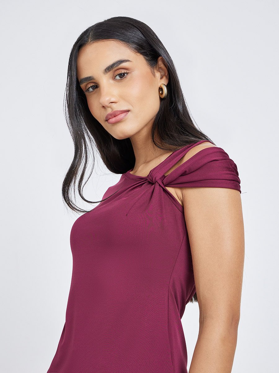 Women Maroon Knot Detail Knit Top